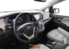 Toyota Sienna 2015 4 Cilindros