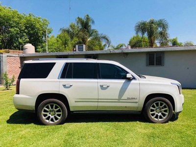 GMC Yukon 6.2 Denali 8 Vel Awd Mt