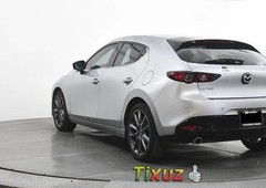 Mazda Mazda 3 s 2021 en buena condicción