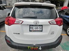 Venta de Toyota RAV4 XLE 2015 usado Automático a un precio de 280000 en Tláhuac