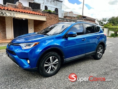 Toyota RAV4 XLE 2018