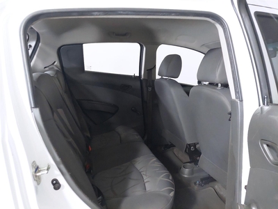 Chevrolet Spark Cargo 1.4 LT B MT Hatchback 2017