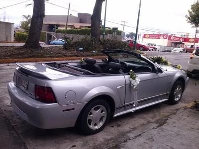 Mustang Convertible 2000 automatico 6 cilindros