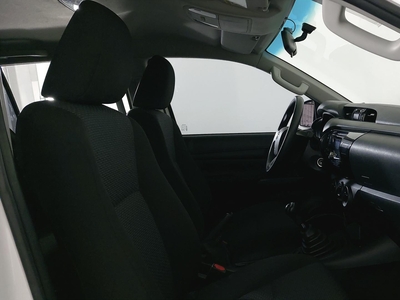 Toyota Hilux 2.7 DOBLE CABINA SR (D-CAB MID) Pickup 2019