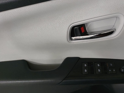 Toyota Prius 1.8 HYBRID BASE Hatchback 2016