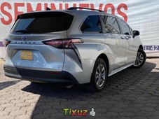 Toyota Sienna 2021 impecable en Coacalco de Berriozábal