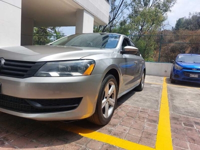 Volkswagen Passat 2.5 Sportline At