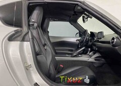 Auto Mazda MX5 2017 de único dueño en buen estado