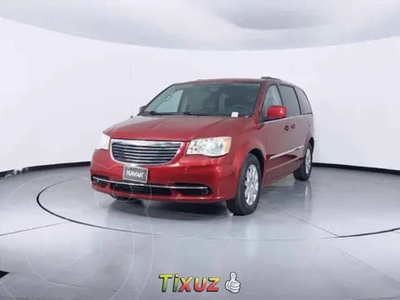 Chrysler Town and Country Touring Piel 36L