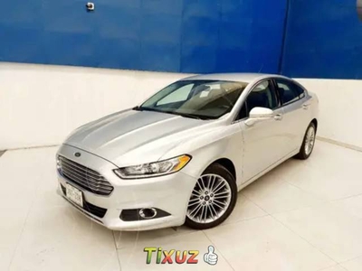 Ford Fusion SE Luxury