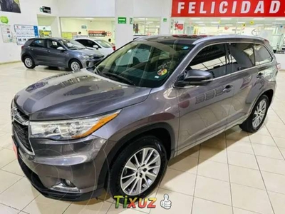 Toyota Highlander Limited Panoramic Roof