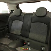 Auto MINI Cooper 2020 de único dueño en buen estado