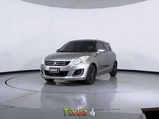 Auto Suzuki Swift 2016 de único dueño en buen estado