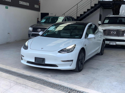 Tesla Model 3 Estándar Plus