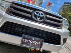 Pongo a la venta cuanto antes posible un Toyota Hilux en excelente condicción