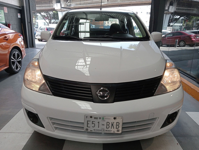 Nissan Tiida 1.8 Advance 4p Mt
