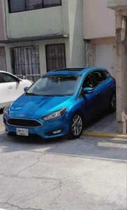 Ford Focus 2.0 Se Luxury Tm Mt