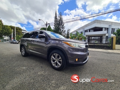 Toyota Highlander XLE 2015