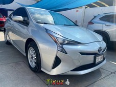 Se pone en venta Toyota Prius 2016