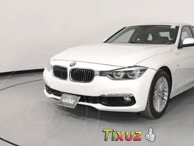BMW Serie 3 320iA Luxury Line