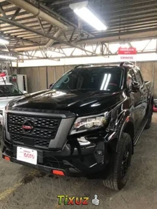 Nissan Frontier Pro4X V6 4x4