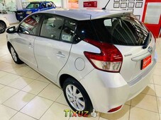 Auto Toyota Yaris 2017 de único dueño en buen estado