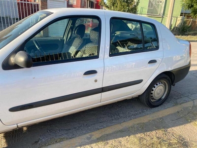 Nissan Platina 1.6 Q Ac Mt