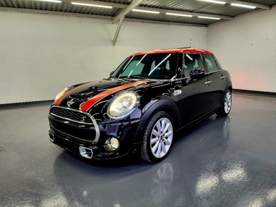 Mini Cooper S Hot Chili