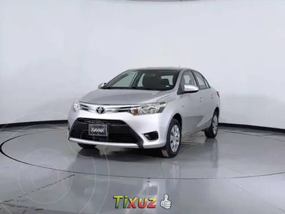 Toyota Yaris Sedán Core Aut