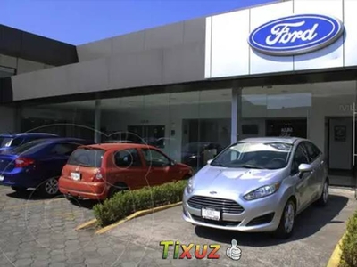 Ford Fiesta Sedán SE Aut