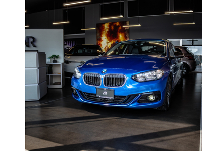 BMW Serie 11.5 Sedán 118i Sport Line L3 At