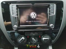 Volkswagen Jetta 2018 4p Sportline L5 25 Aut
