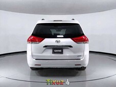 Se vende urgemente Toyota Sienna 2014 en Juárez
