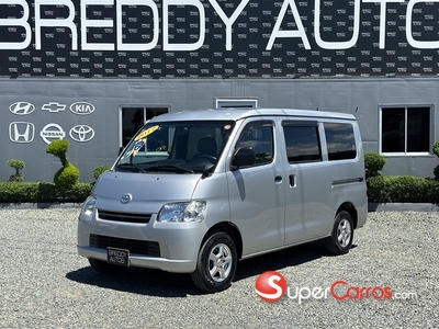 Toyota Town-Ace 2019