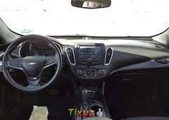 Auto Chevrolet Malibu 2018 de único dueño en buen estado