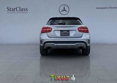 Auto MercedesBenz Clase GLA 2016 de único dueño en buen estado
