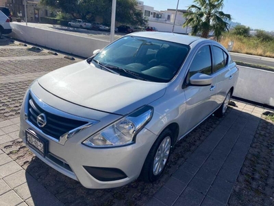 Nissan Versa 1.6 Sense Mt