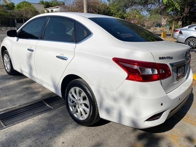 Nissan Sentra 1.8 Advance Cvt