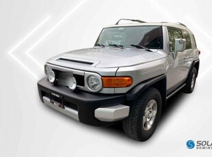 Toyota FJ Cruiser