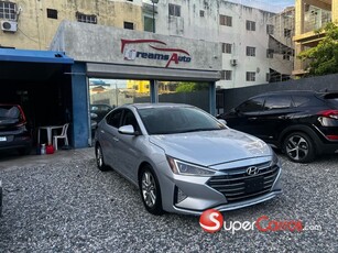 Hyundai Elantra SE 2019