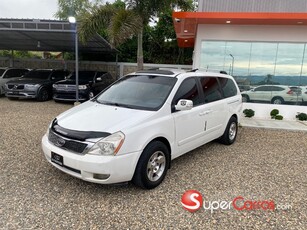 Kia Sedona 2011