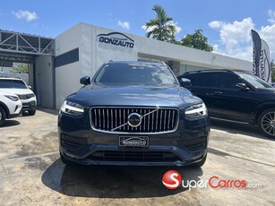 Volvo XC90 Momentum T5 2021