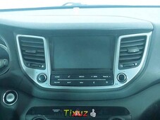 Auto Hyundai Tucson 2017 de único dueño en buen estado