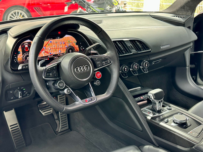 Audi R8 V10 Plus 2017