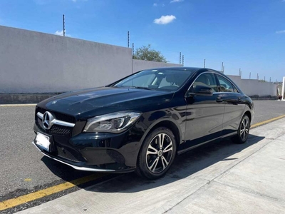 Mercedes-Benz Clase CLA 1.6 200 Cgi Sport At