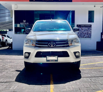 Toyota Hilux 2.8 Tdi Cabina Doble Mt