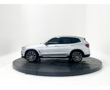 BMW X3 5p xDrive 30i X Line L4/2.0/T Aut