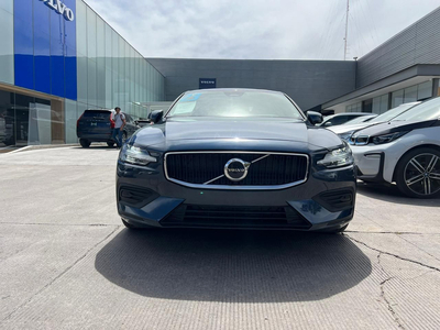 Volvo S60 2023