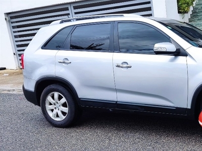 Kia Sorento LX 2012