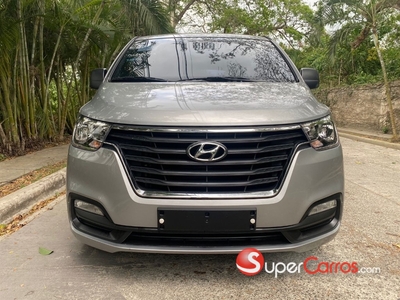 Hyundai Starex 2019